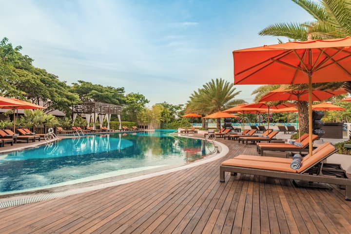 Crimson Resort and Spa Mactan