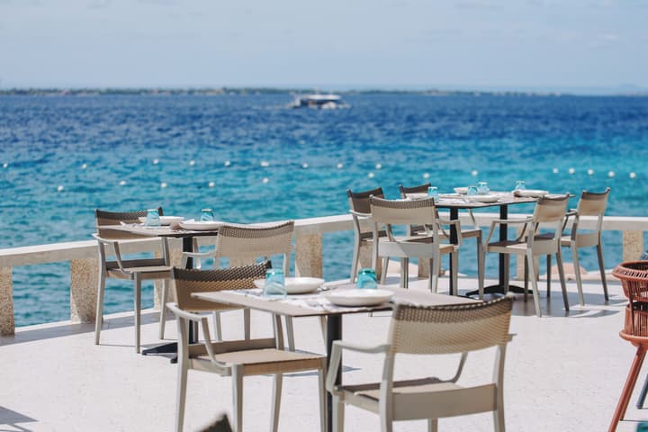 Crimson Resort and Spa Mactan