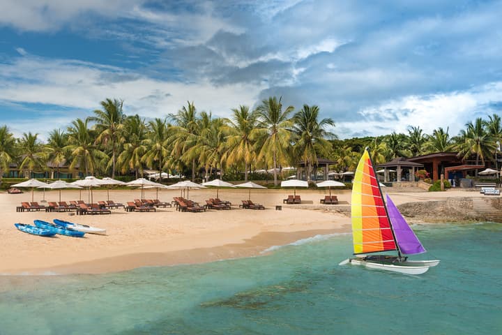 Crimson Resort and Spa Mactan
