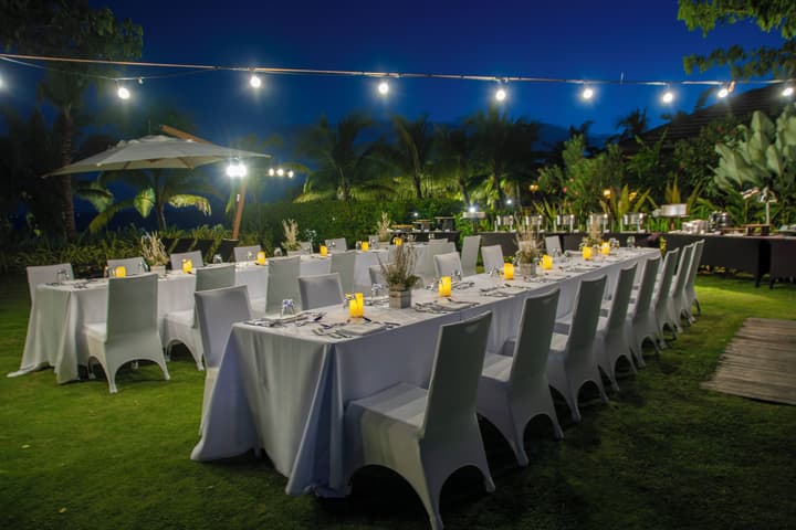 Crimson Resort and Spa Mactan