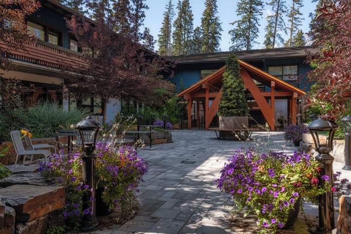 The Dorothy Motel