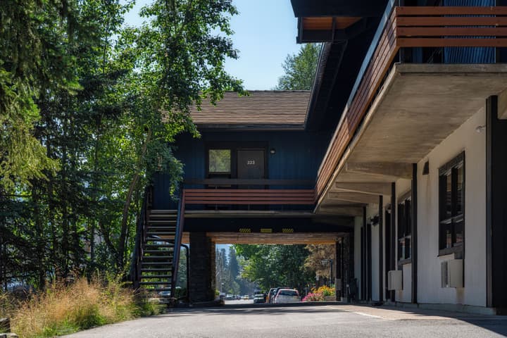 The Dorothy Motel