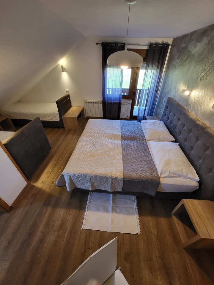 House Tina - Bed and Breakfast