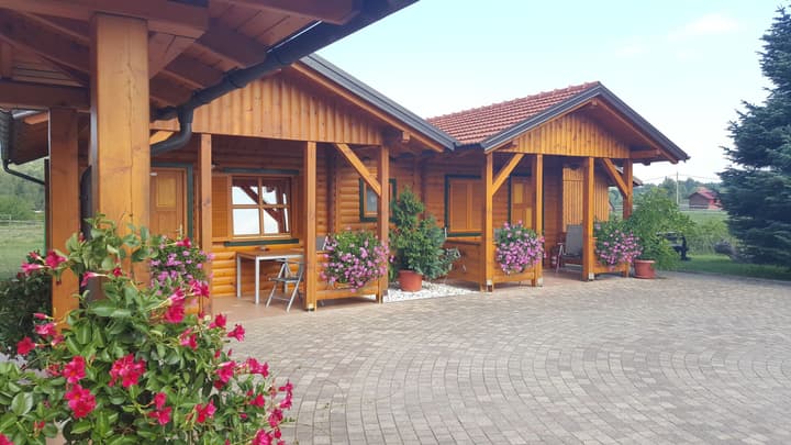 House Tina - Bed and Breakfast