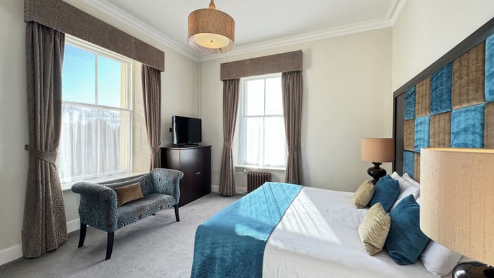 Invernairne Guest House