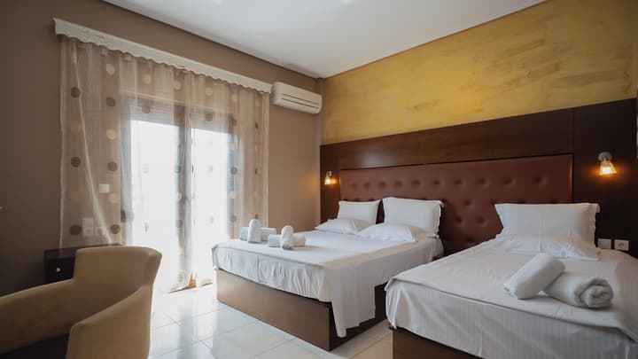 Toti Boutique Rooms