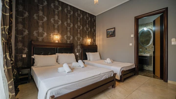 Toti Boutique Rooms