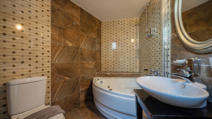 Toti Boutique Rooms