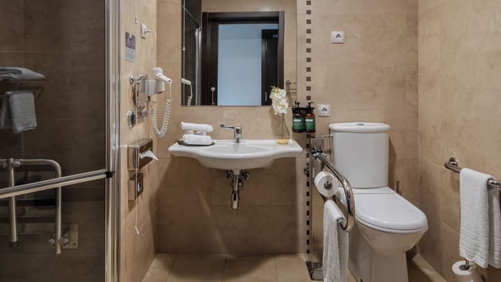 Crowne Plaza Madrid Airport by IHG
