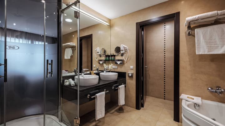 Crowne Plaza Madrid Airport by IHG