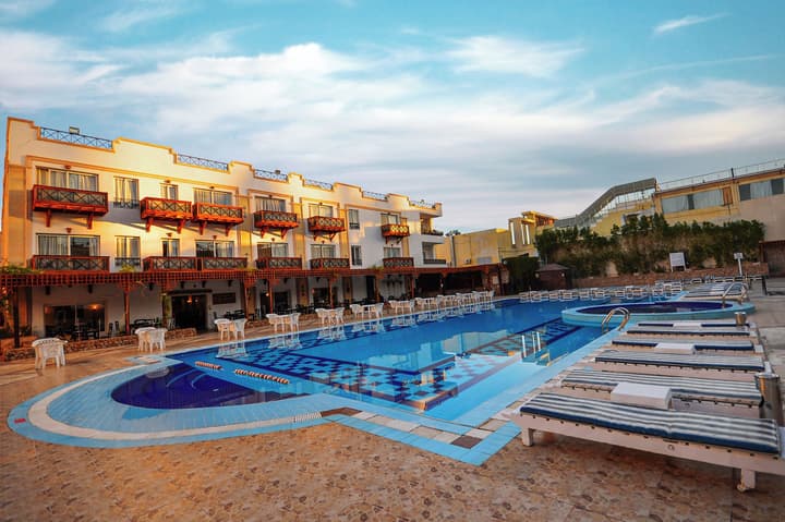 Falcon Naama Star Hotel
