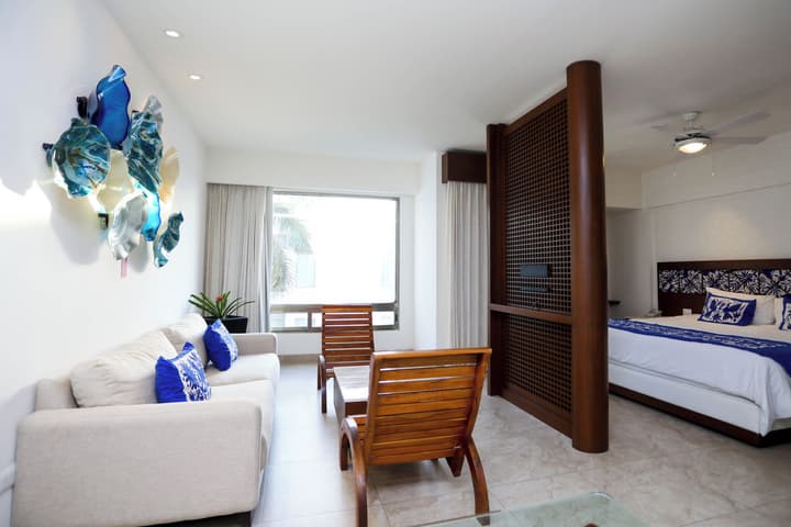 Ambiance Suites Cancun