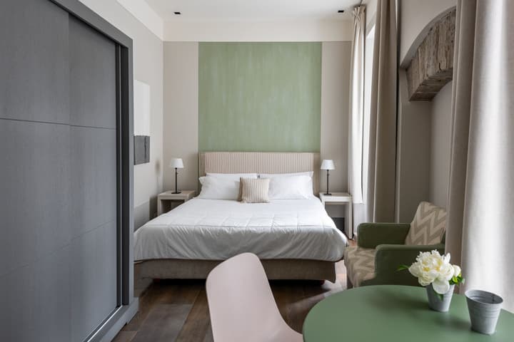 GombitHotel