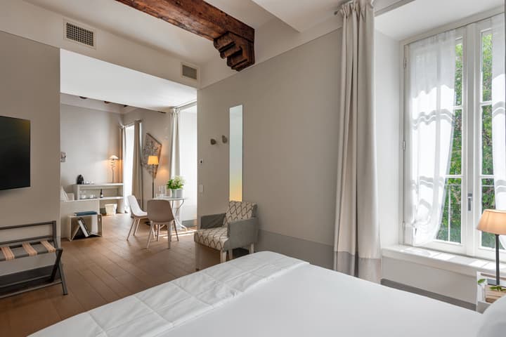 GombitHotel