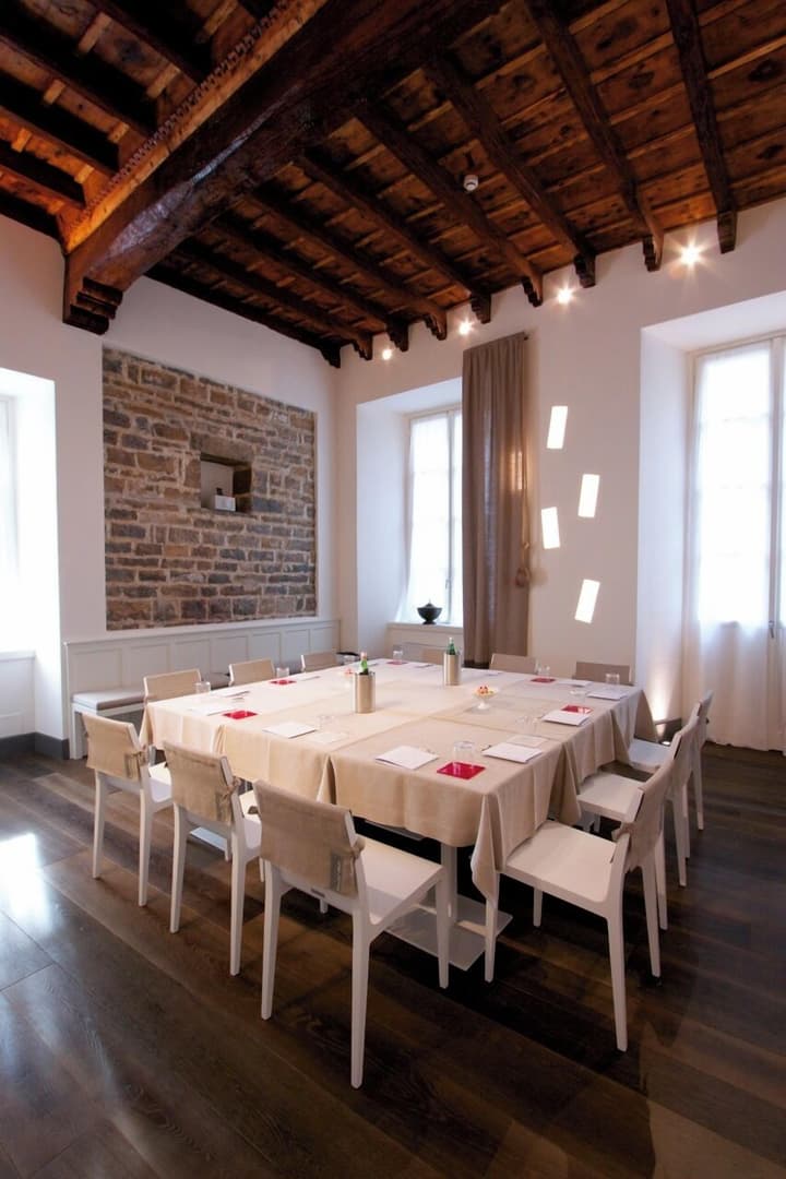 GombitHotel