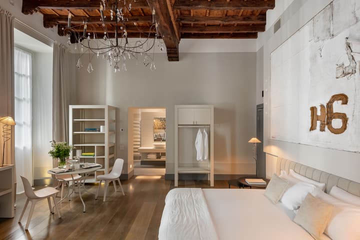 GombitHotel