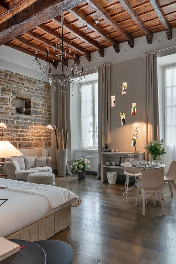 GombitHotel