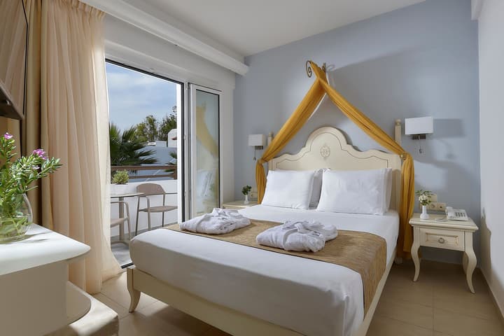 Alexander Beach Hotel & Village Resort