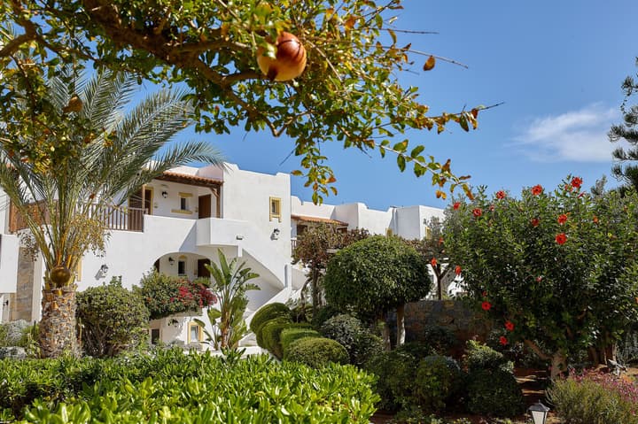 Alexander Beach Hotel & Village Resort