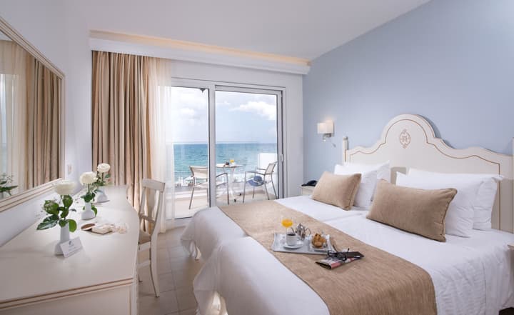 Alexander Beach Hotel & Village Resort