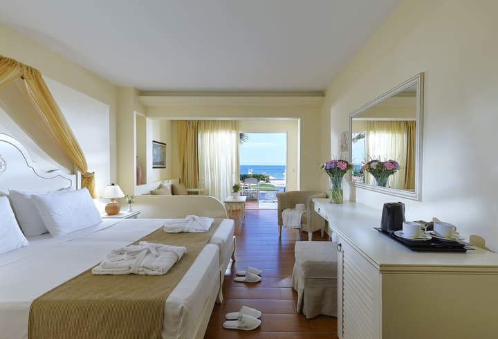 Alexander Beach Hotel & Village Resort