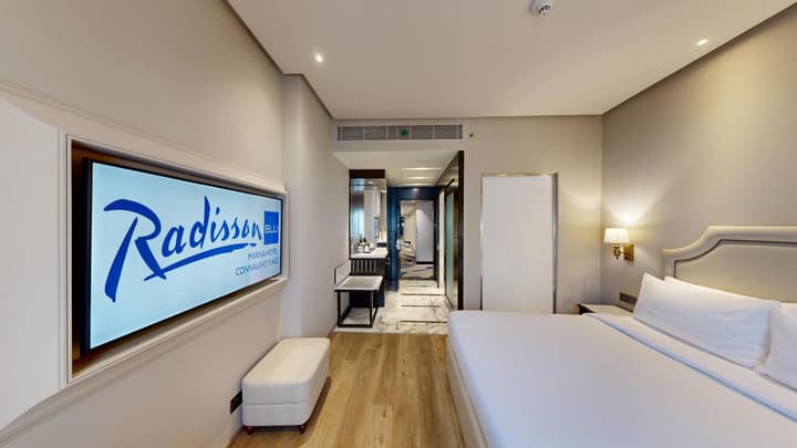 Radisson Blu Marina Hotel Connaught Place