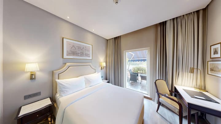 Radisson Blu Marina Hotel Connaught Place