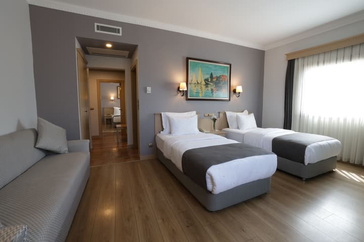 Usta Park Hotel
