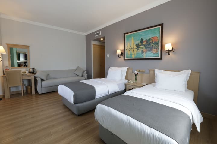 Usta Park Hotel