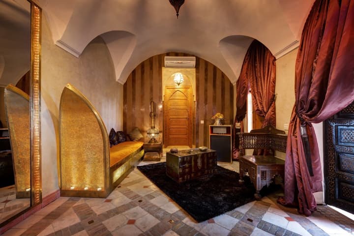 Riad Wow
