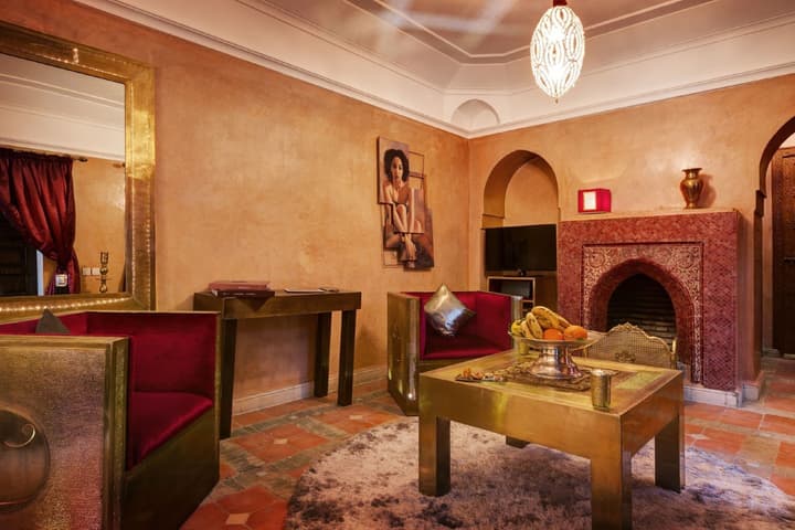 Riad Wow