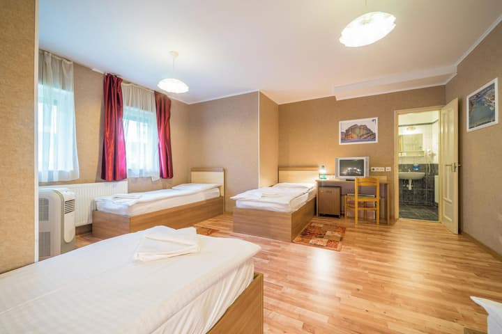 Silver Hotel Budapest City Center