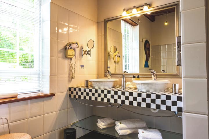 Rothman Manor Guest House