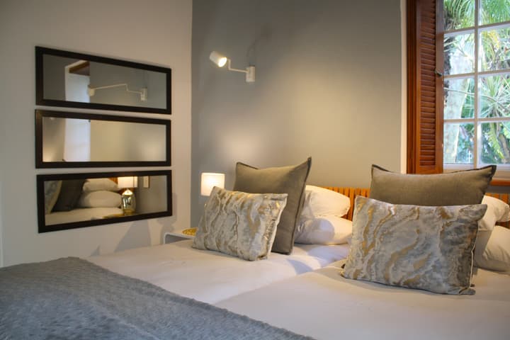 Rothman Manor Guest House