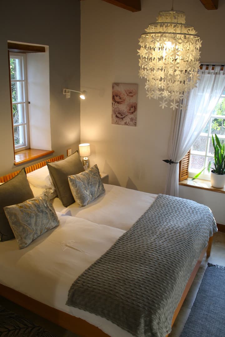 Rothman Manor Guest House