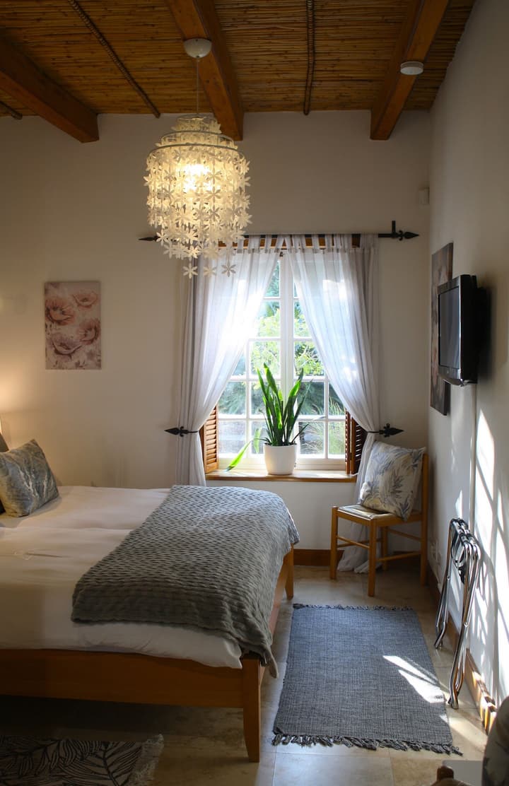 Rothman Manor Guest House