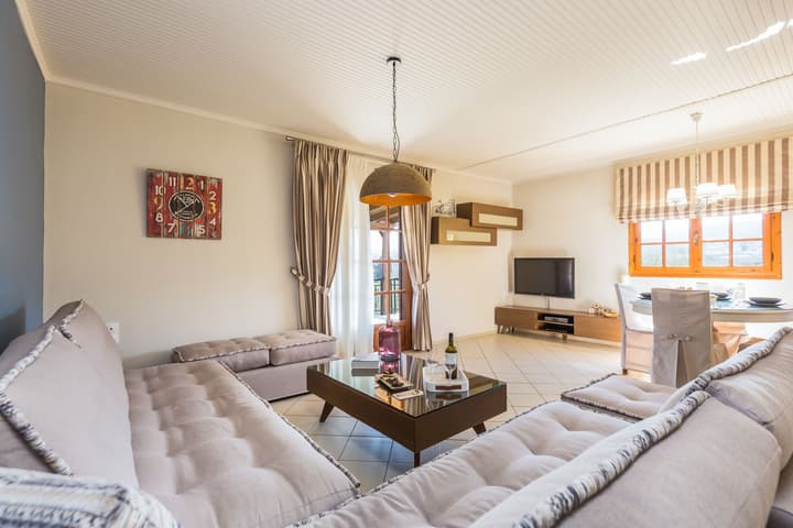 Villas Lefkothea