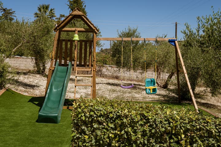 Villas Lefkothea
