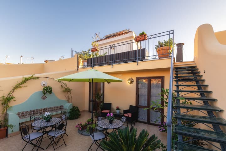 Casa Manzella