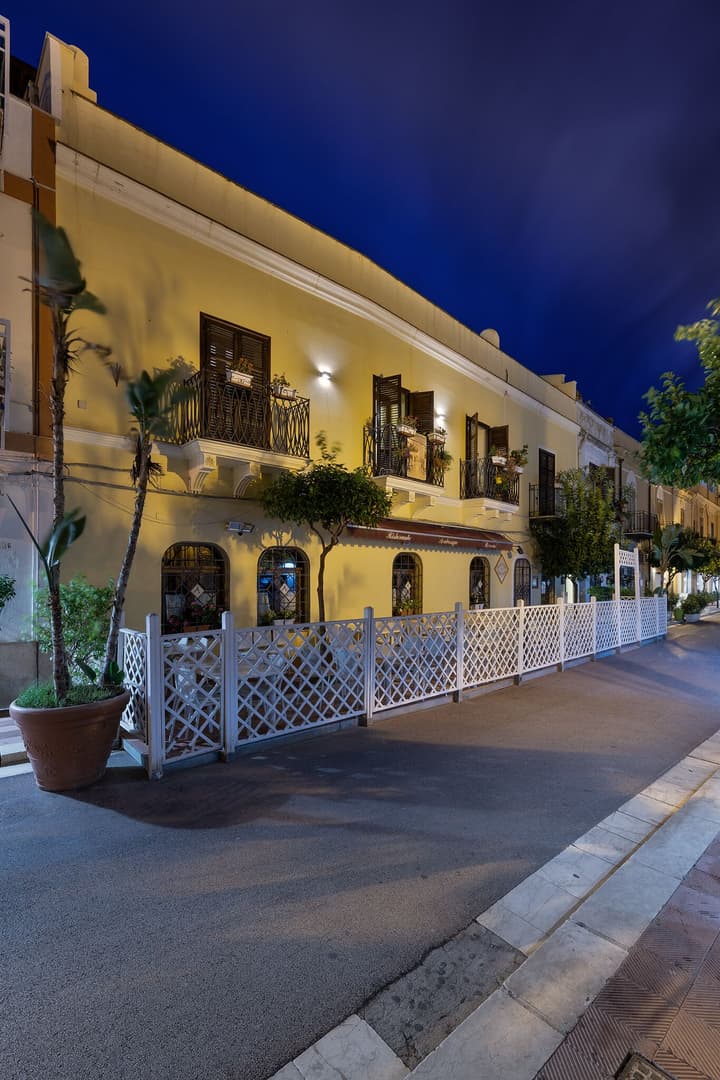 Casa Manzella