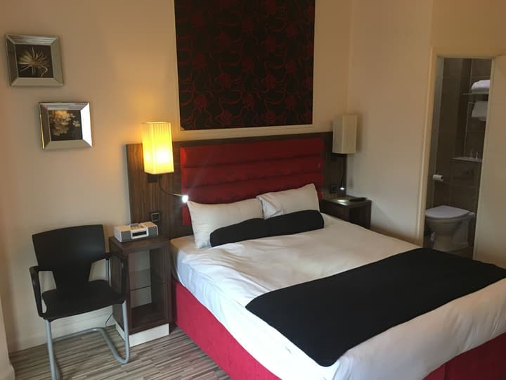 Simply Rooms & Suites