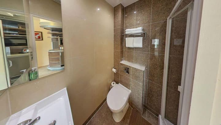 Simply Rooms & Suites