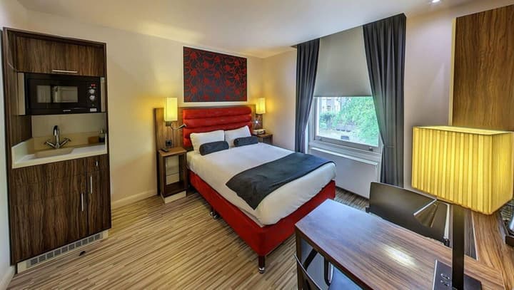 Simply Rooms & Suites