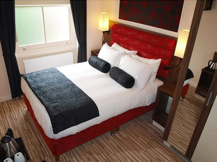 Simply Rooms & Suites