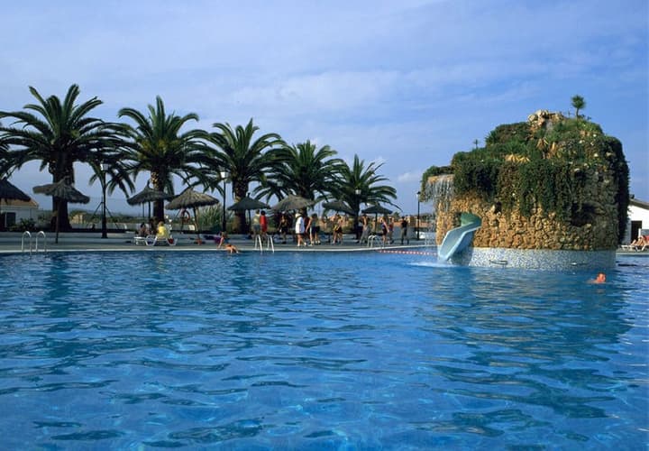 Aparthotel Acualandia