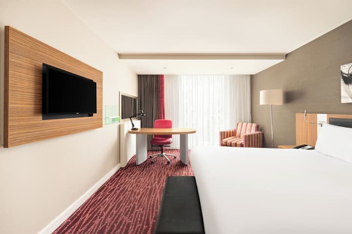 Holiday Inn Manchester-Media City UK by IHG
