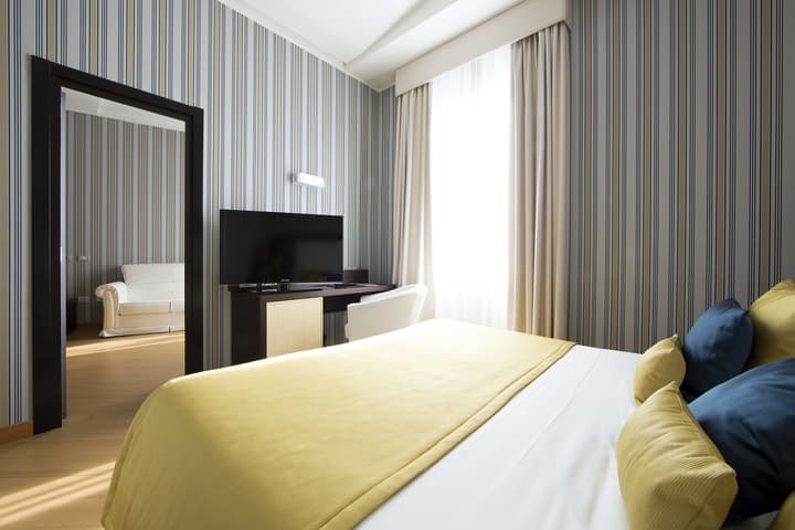 Hotel Naples