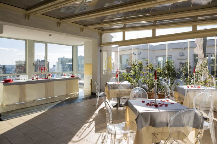 Hotel Naples
