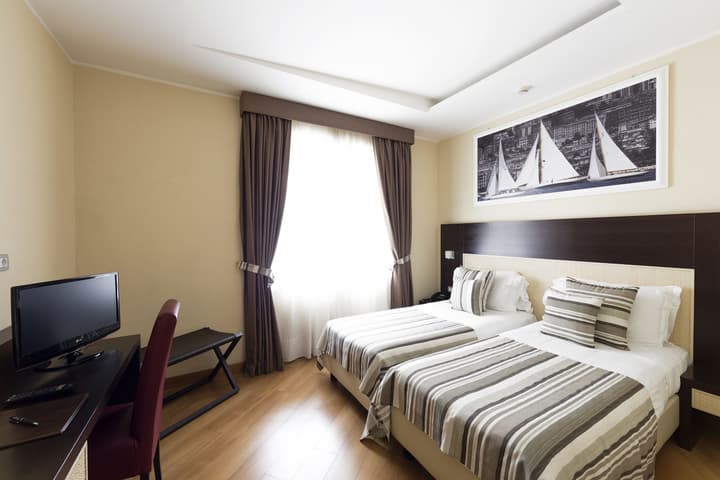 Hotel Naples