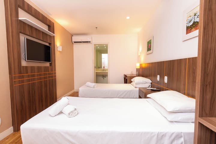 Rede Andrade Hotel Canadá